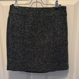 Banana republic Grey-Black Tweed mini Skirt